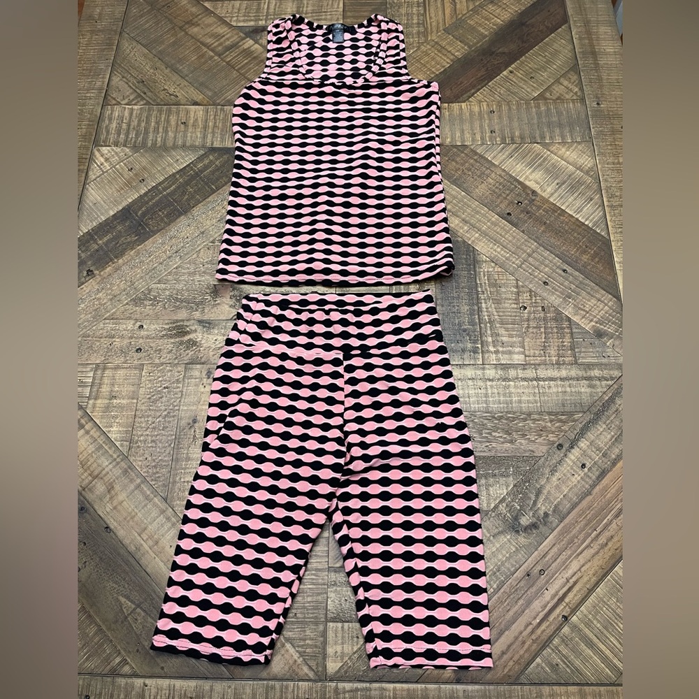 Pink & Black Wave-Print Athletic Shorts Set - Women